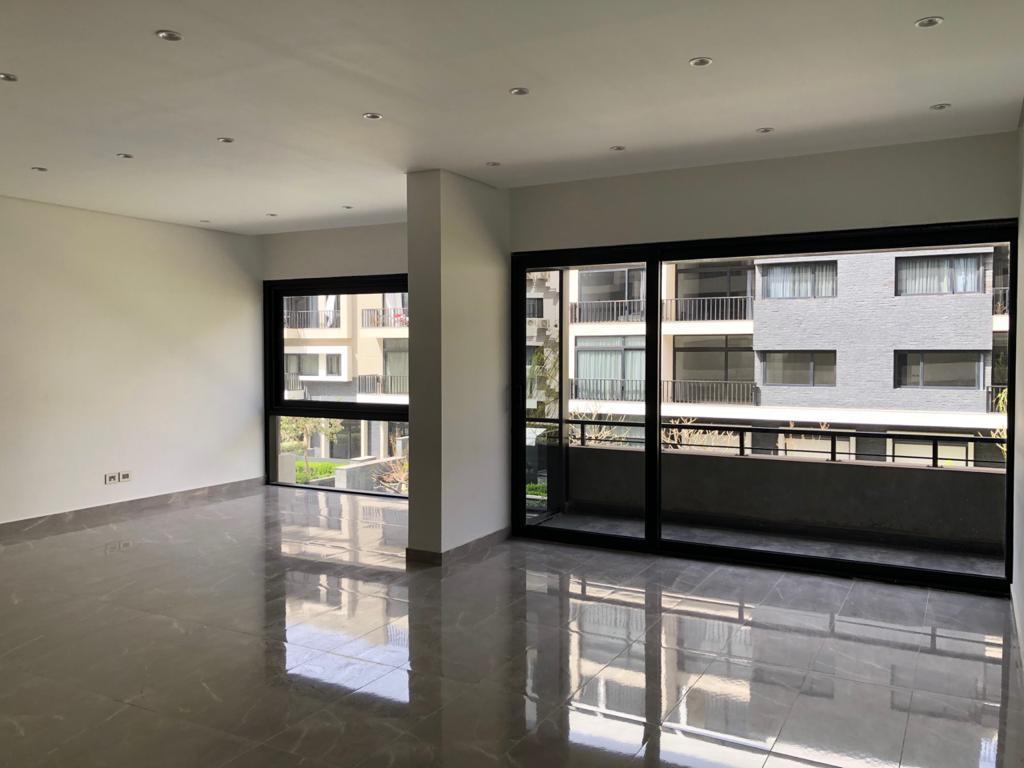 beautiful semi-furnished flat for rent