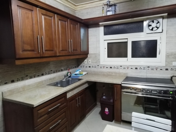 Furnished apartment for rent in degla maadi 3 bedrooms. 2 bathroom