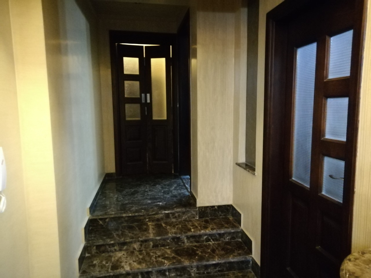 Furnished apartment for rent in degla maadi 3 bedrooms. 2 bathroom