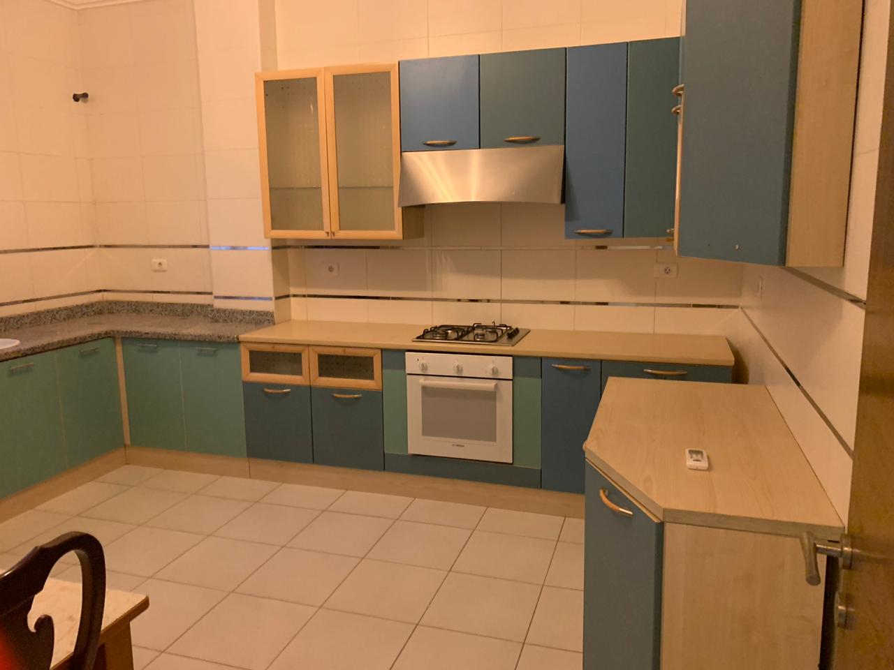 4 bedrooms flat in old maadi for rent
