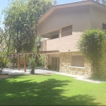 Villa with swimming pool