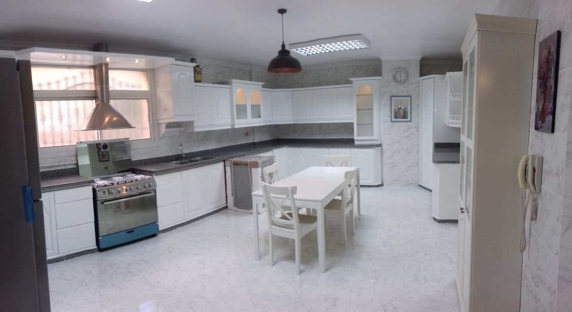 2 floor building for rent