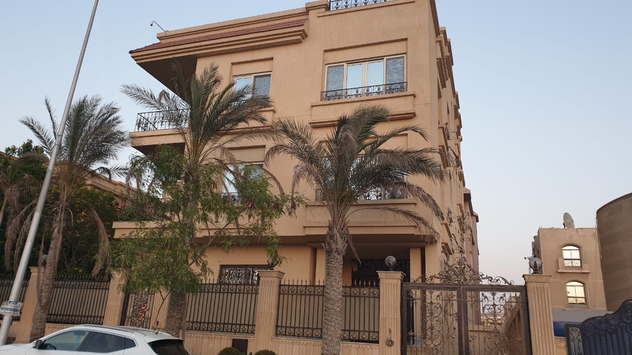 2 floor building for rent
