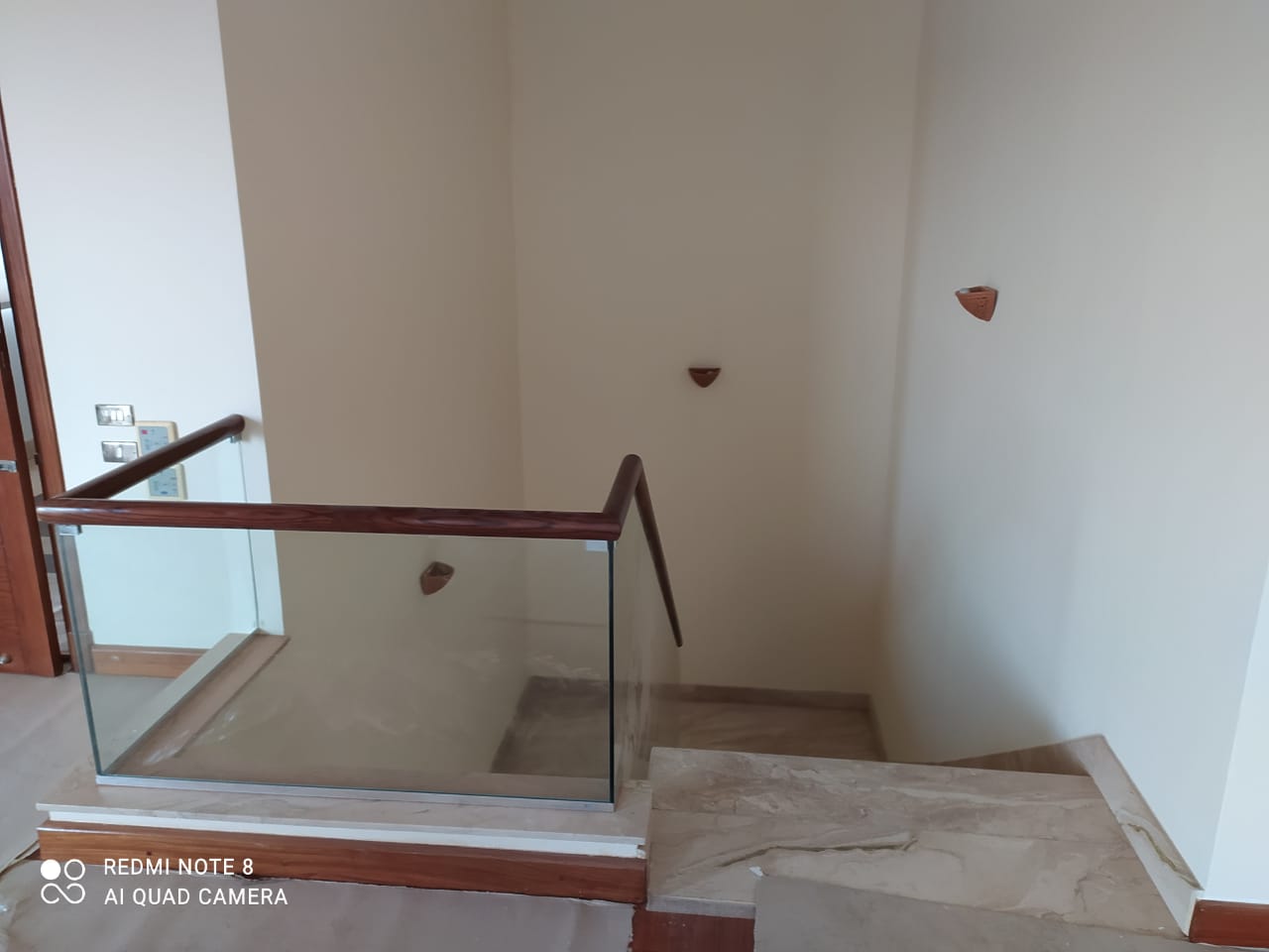 A Duplex for rent. An apartment with 2 floors