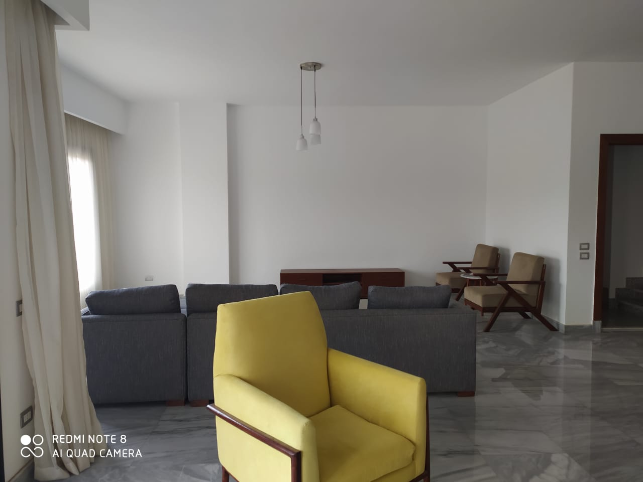 Furnished Apartment in West Golf