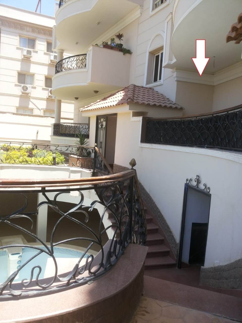 West Golf Apartment for rent