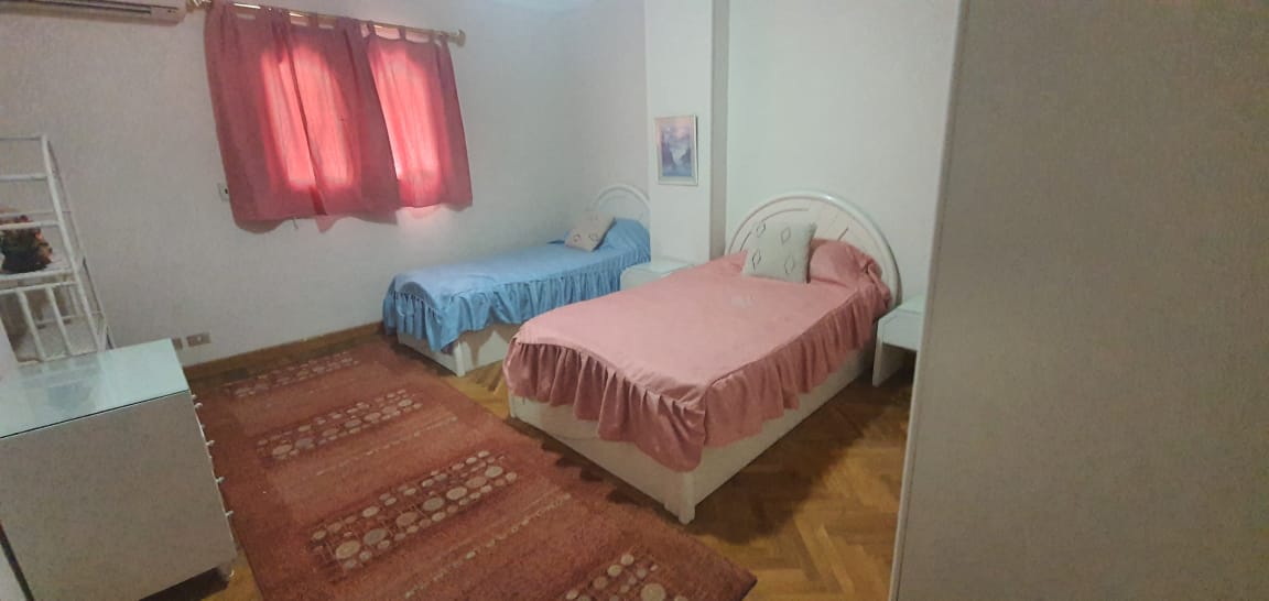 3 Bedroom Furnished Flat for rent, equipped kitchen, 2 bathrooms