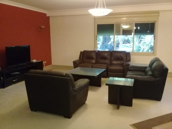 3 bedroom Apartment on Street 200 for rent