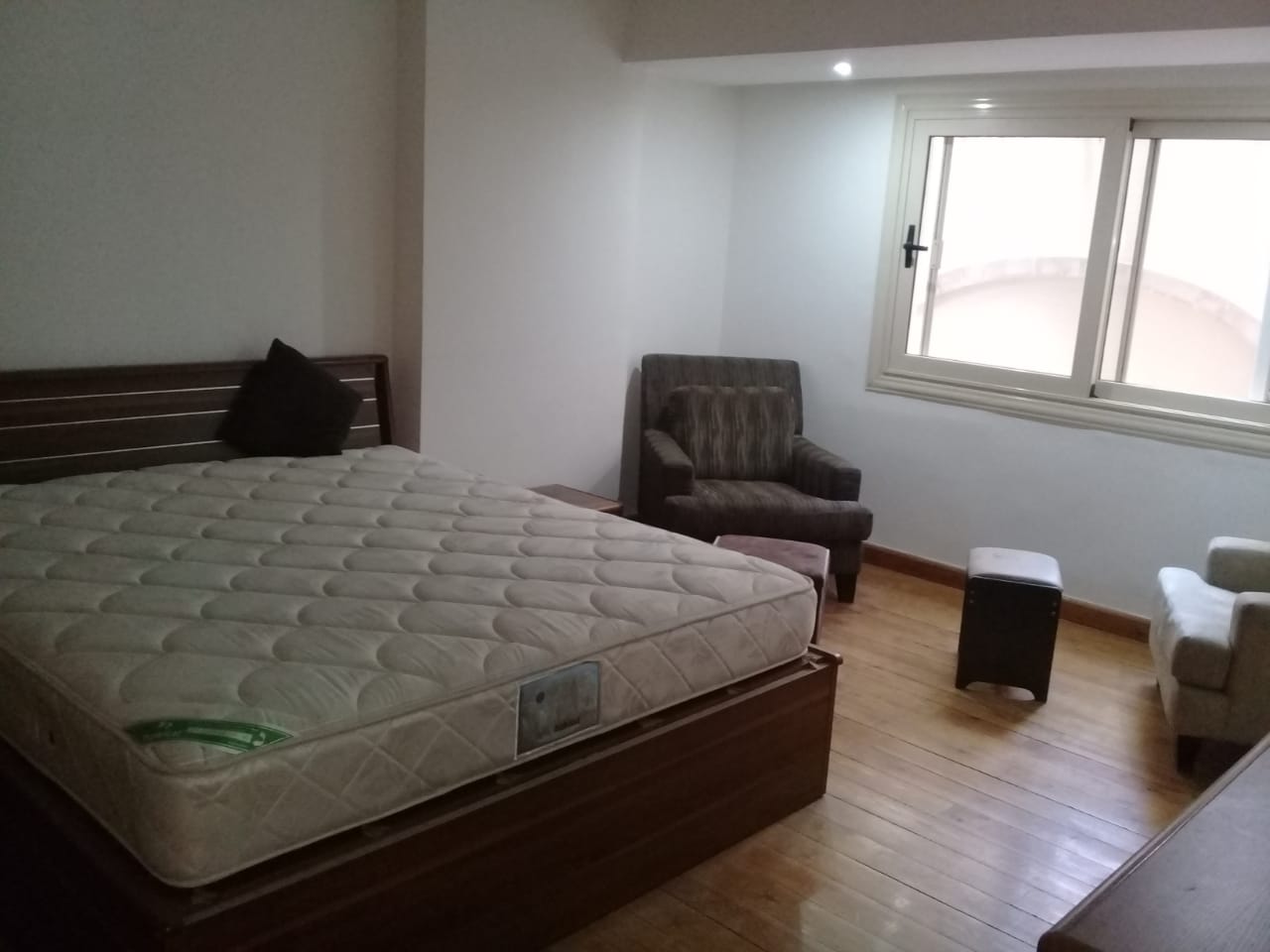 3 bedroom Apartment on Street 200 for rent