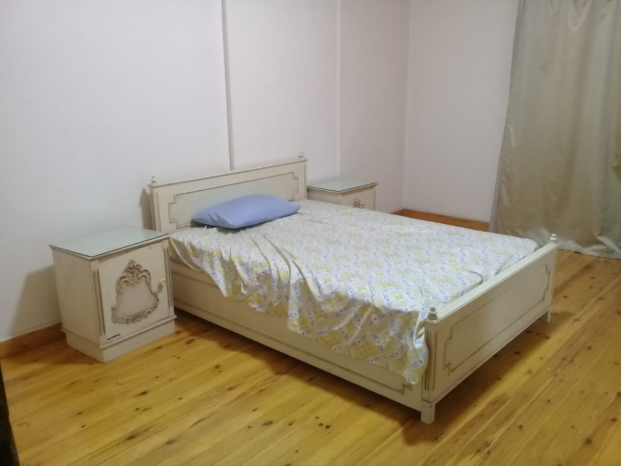3 bedroom apartment on street 199 for rent
