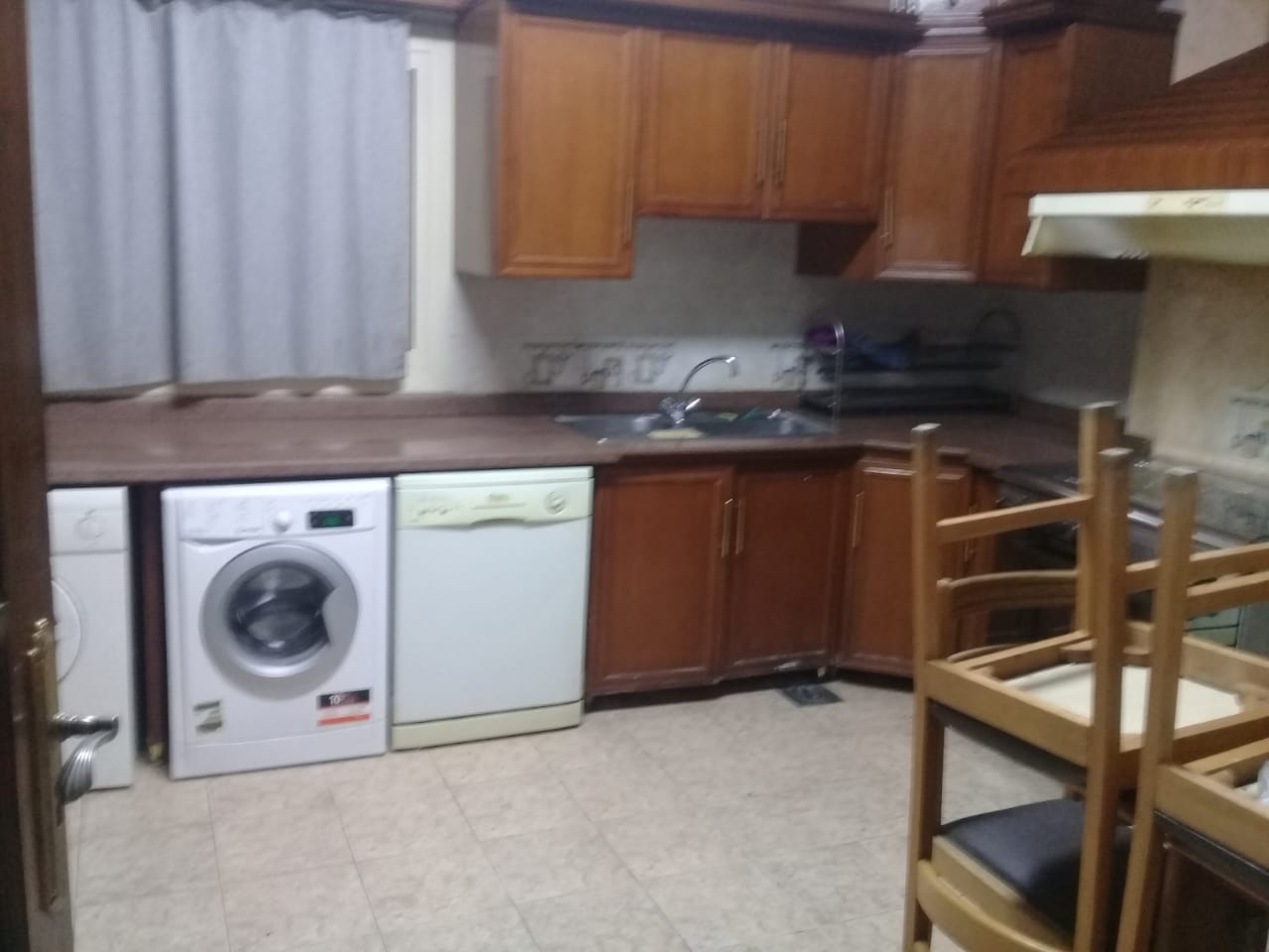 3 bedroom apartment on street 199 for rent