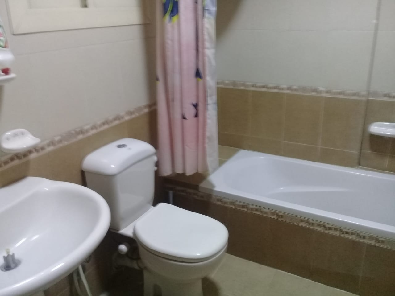 3 bedroom apartment on street 199 for rent