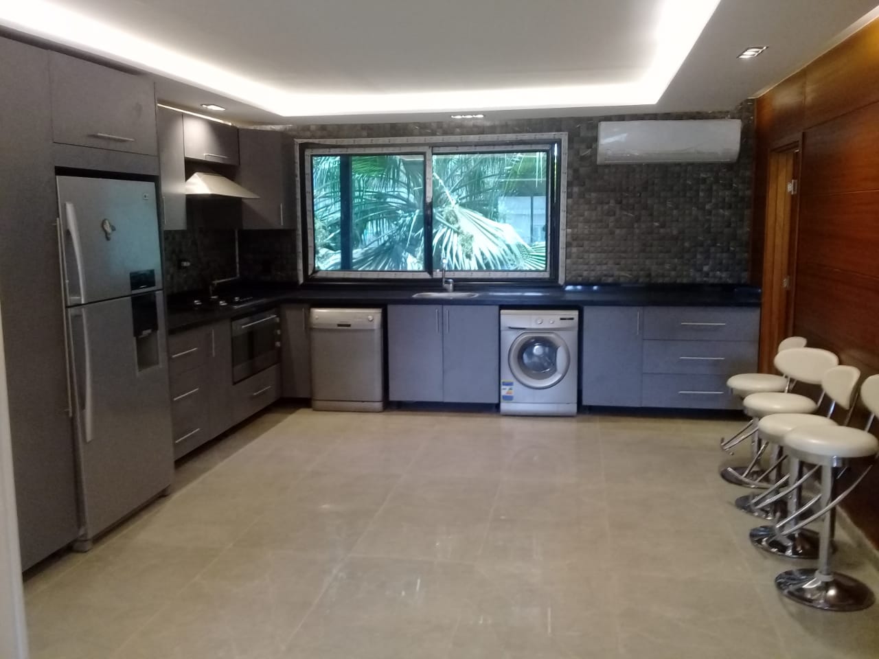 Furnished 2 bedroom apartment for rent