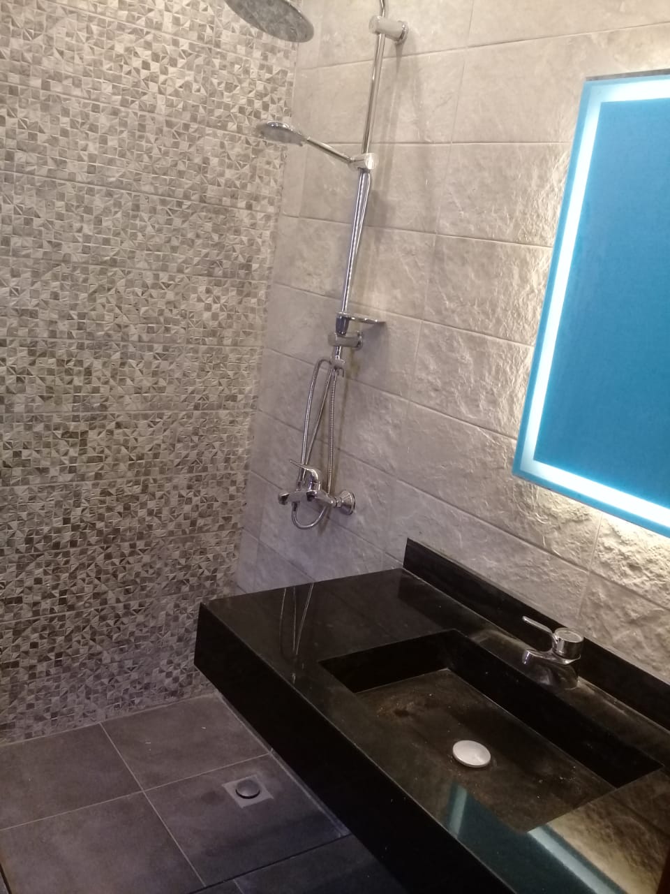 Furnished 2 bedroom apartment for rent