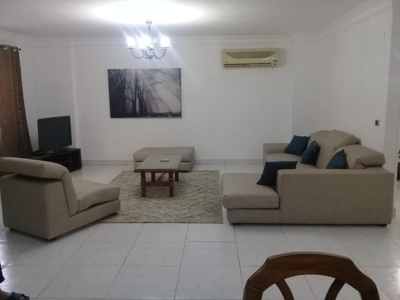 3 bedroom apartment on the third floor for rent in Degla Maadi