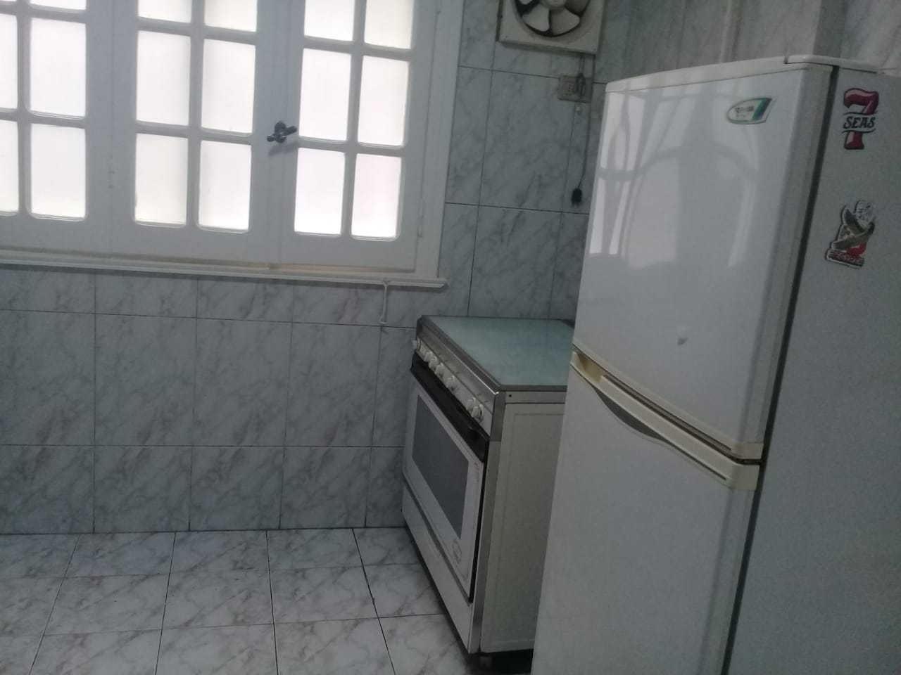3 bedroom apartment on the third floor for rent in Degla Maadi