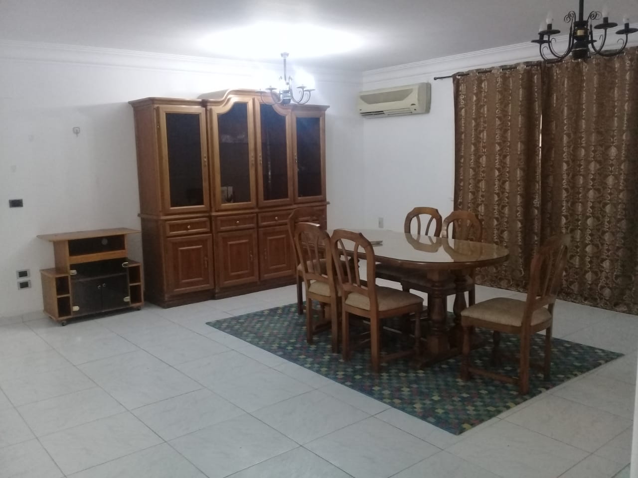 3 bedroom apartment on the third floor for rent in Degla Maadi