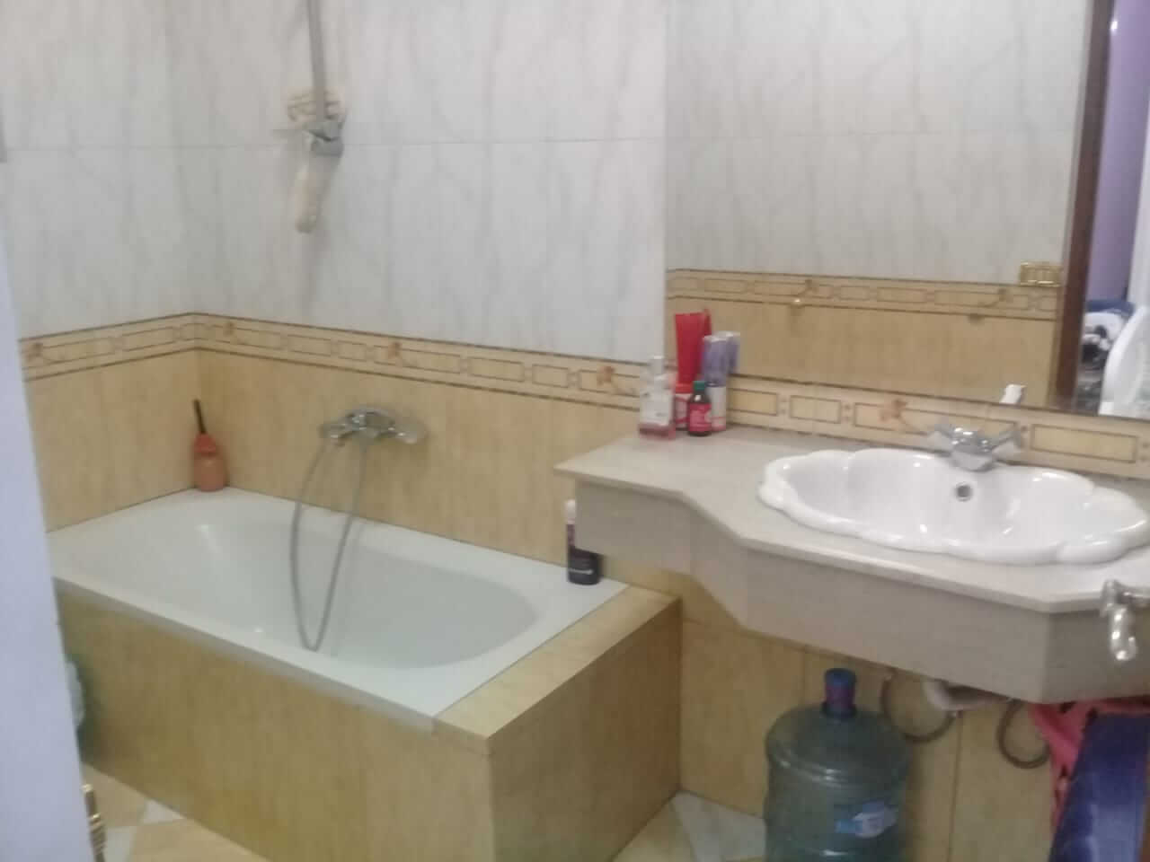 Apartment on the third floor for rent in Degla Maadi