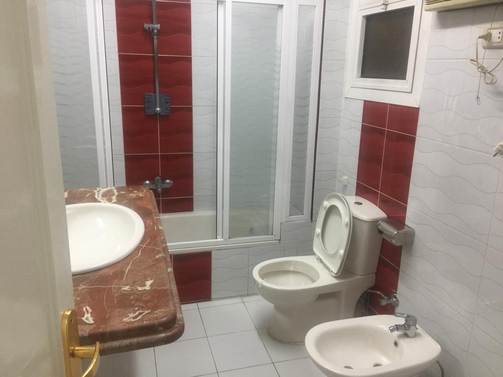 3 Bedroom 250 Sq.M Apartment in Degla for rent