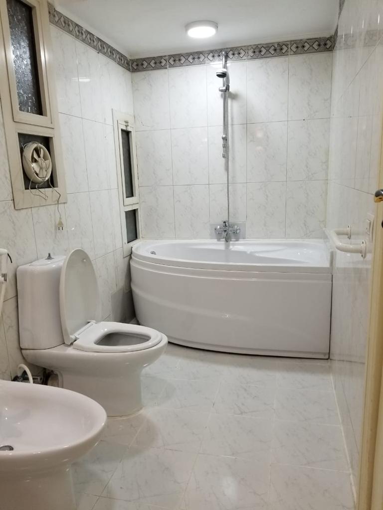 Apartment for sale in Degla Maadi near American school